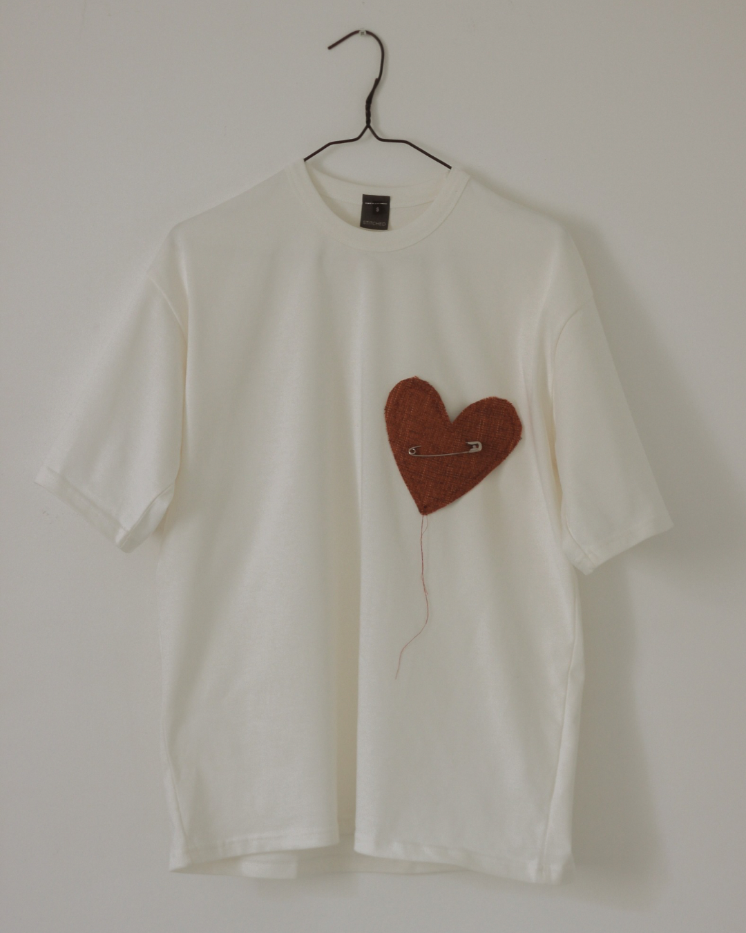 T-SHIRT "BY HEART"
