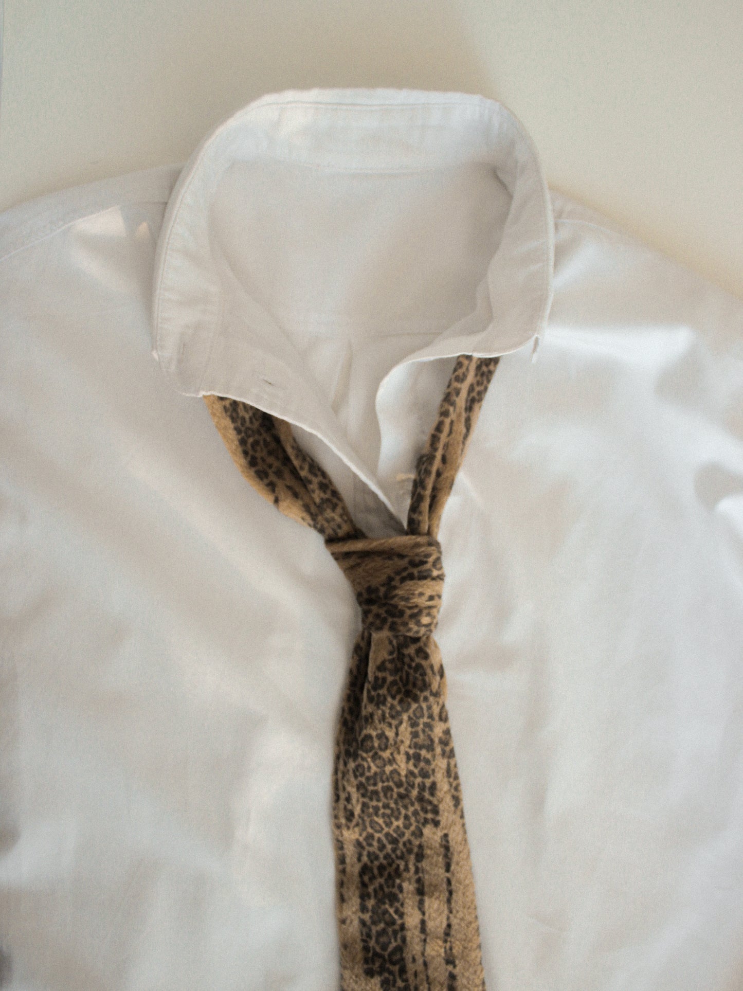 TIE "LEOPARD PILE"