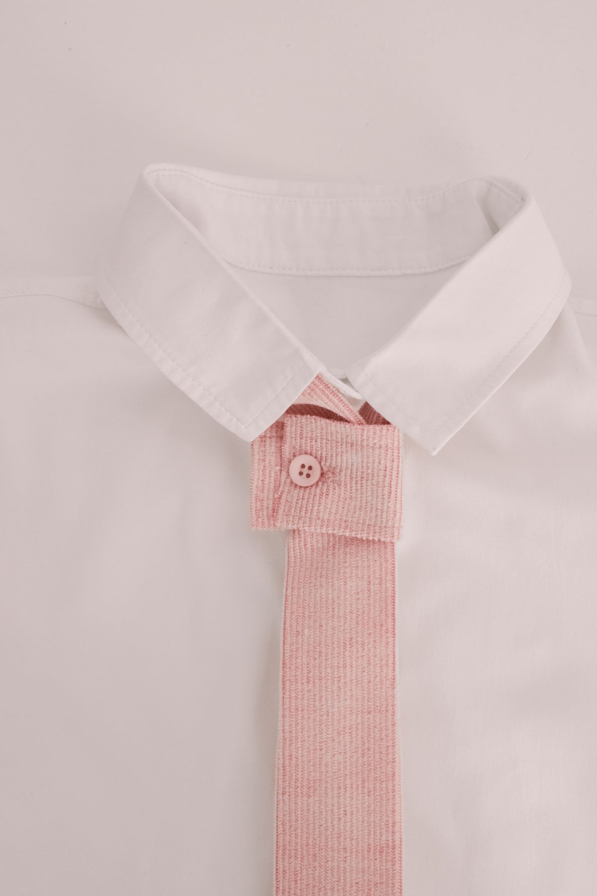 PINK TIE